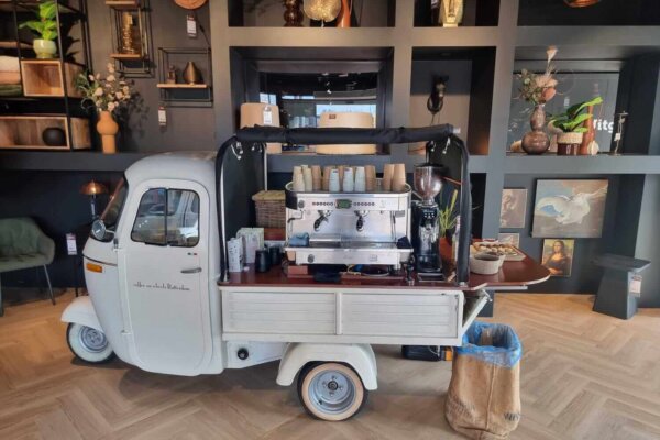 Coffee on Wheels rotterdam Piaggio 3